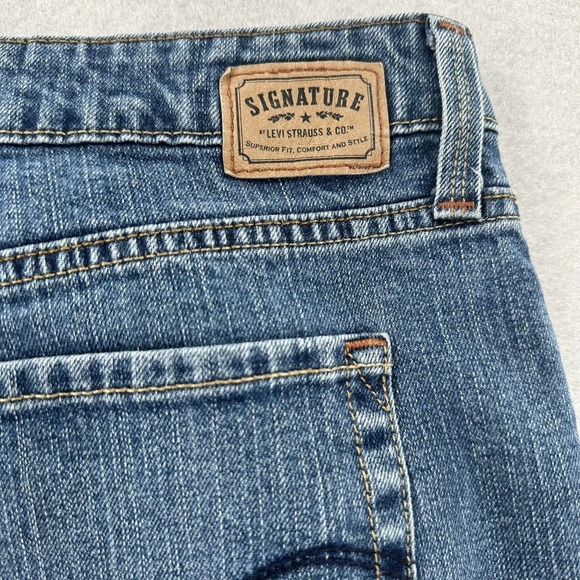 Levi's Blue Jeans Bootcut Mid Rise Ladies Denim Womens 14 Short 34X28‎ - Picture 6 of 11